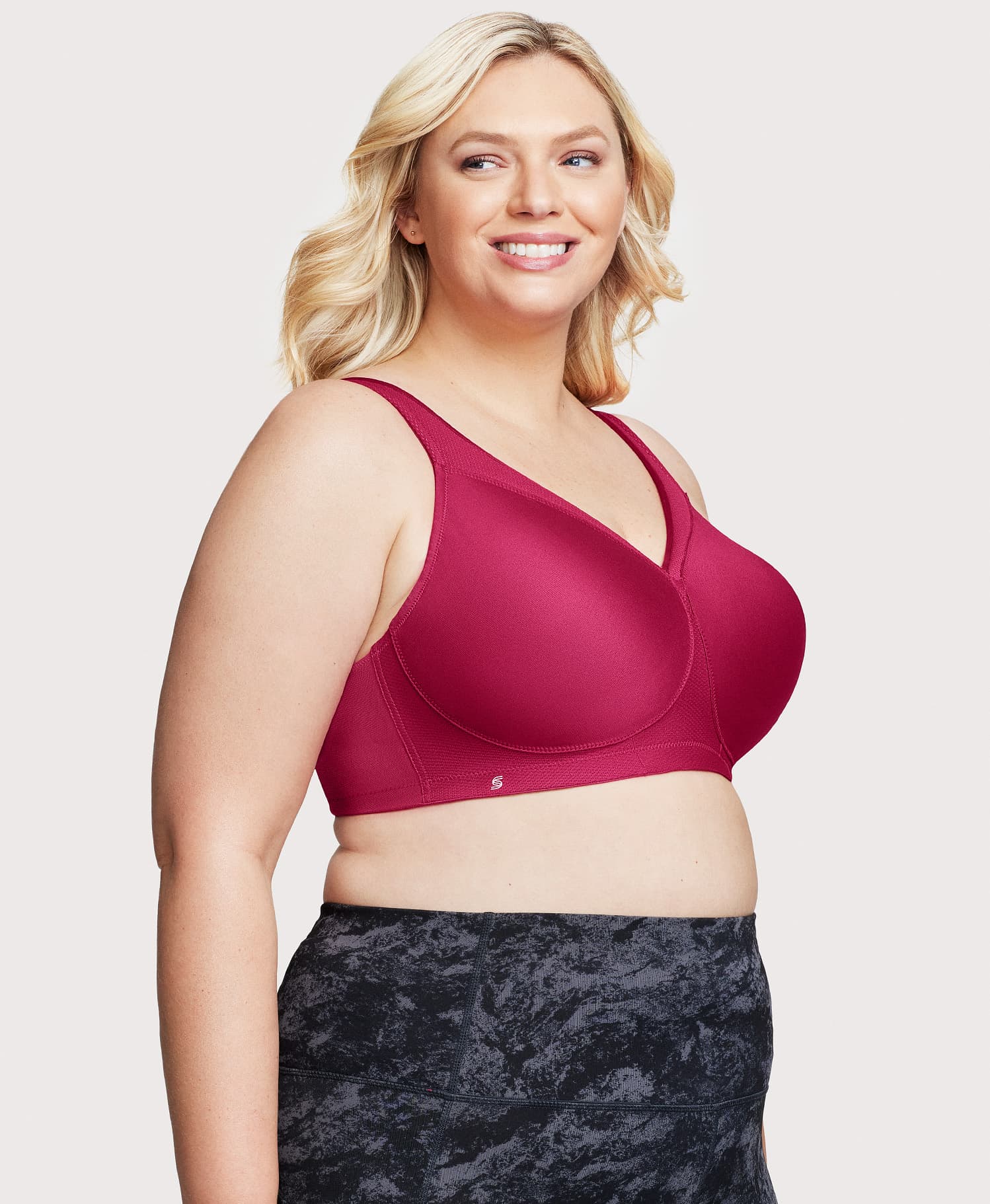 MagicLift Seamless Sports Bra Ruby Red - Image 4
