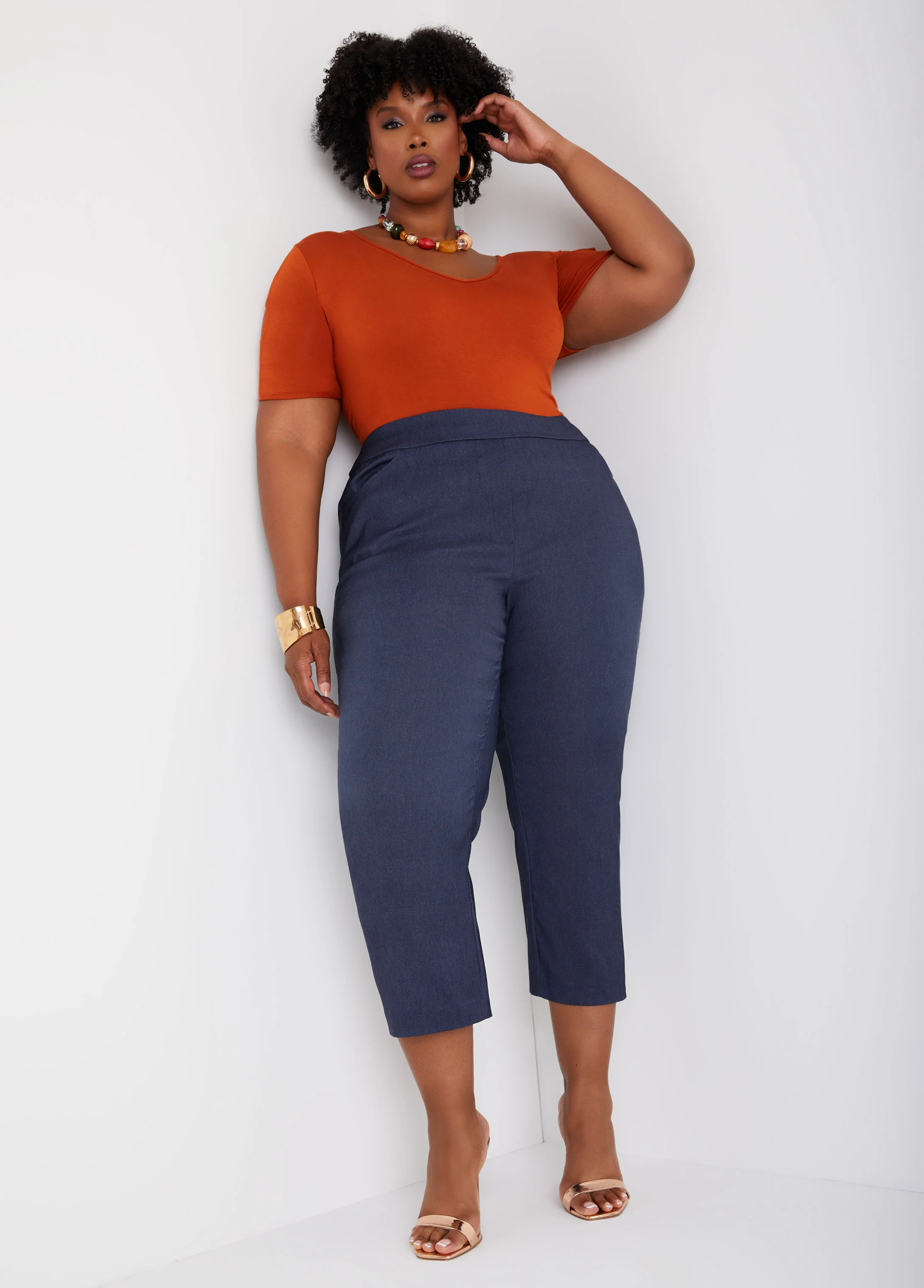 Pull On Mid Rise Capris - Image 4